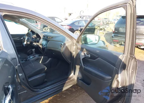 2018 Nissan Rogue S z USA, uszkodzony, nr VIN 5N1AT2MV2JC785307